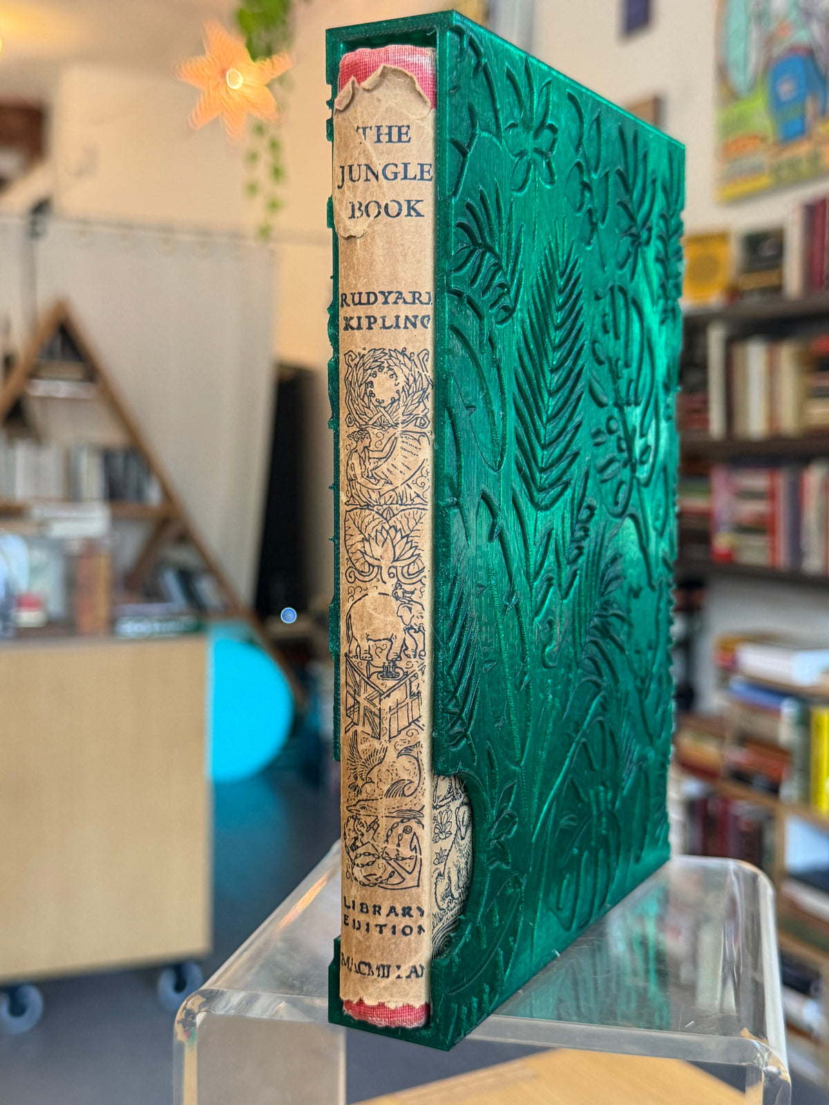 Jungle Bookshell